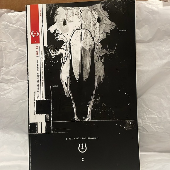Lot of 2 Comic Book Graphic Novel The Black Monday Murders  Fantasy Heartbreaker - Picture 5 of 8